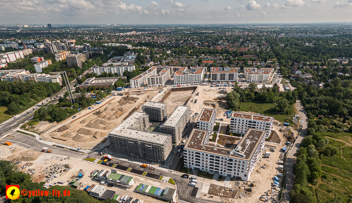 07.06.2023 - Aktuelle Luftbilder aus dem Alexisquartier und Pandion Verde in Neuperlach in München